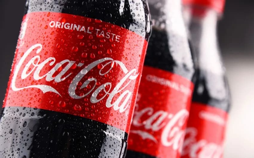"Coca-Cola"da zərərli məhlul tapıldı, Avropadan məhsullarını geri çağırır